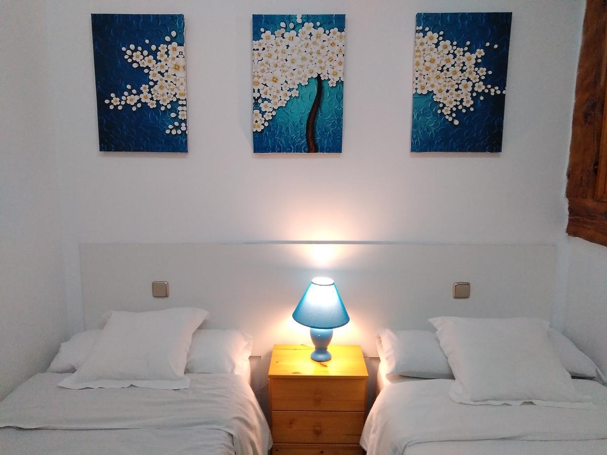 Santa Ana Apartamento Madrid Exterior photo
