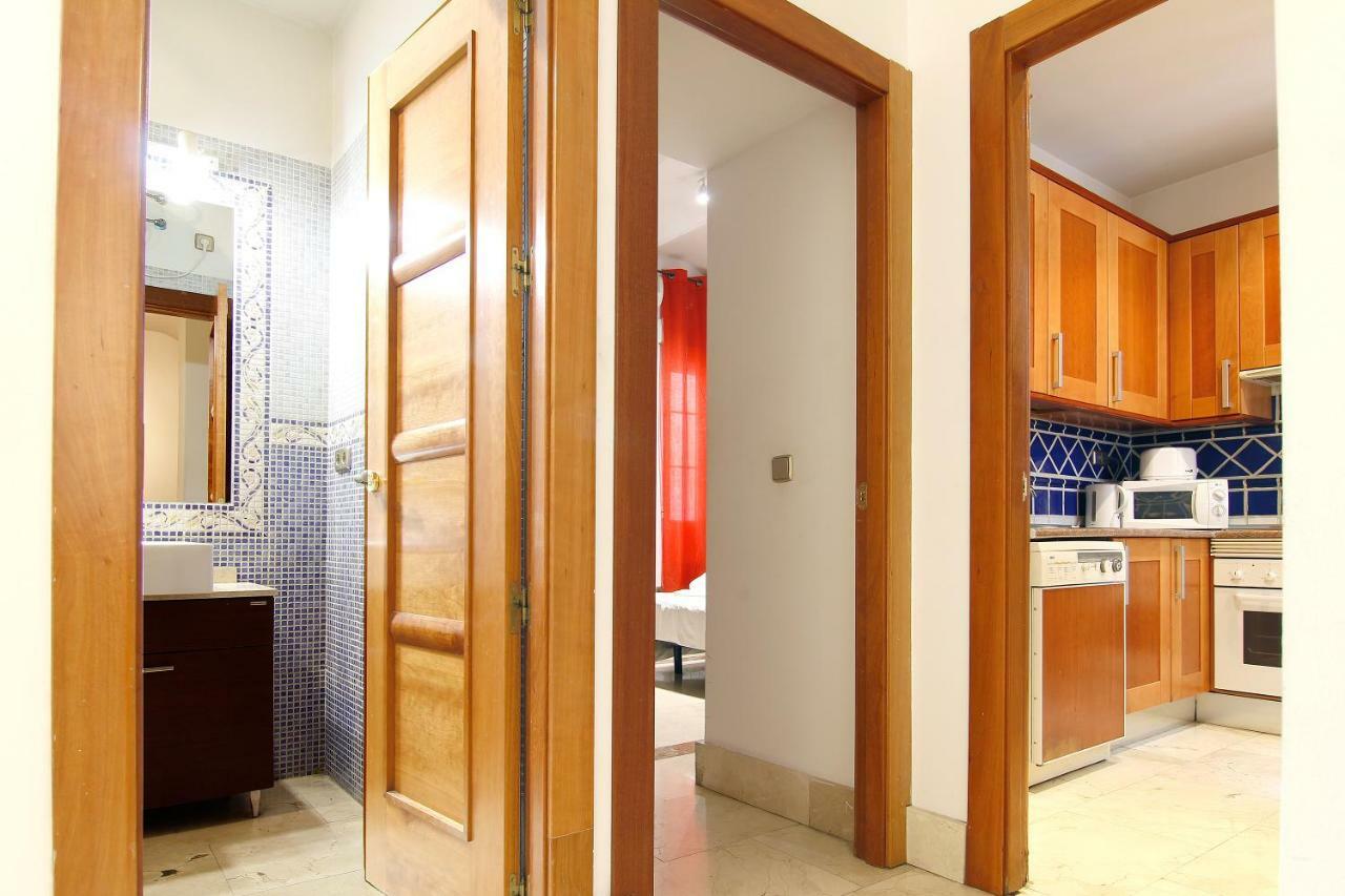Santa Ana Apartamento Madrid Exterior photo