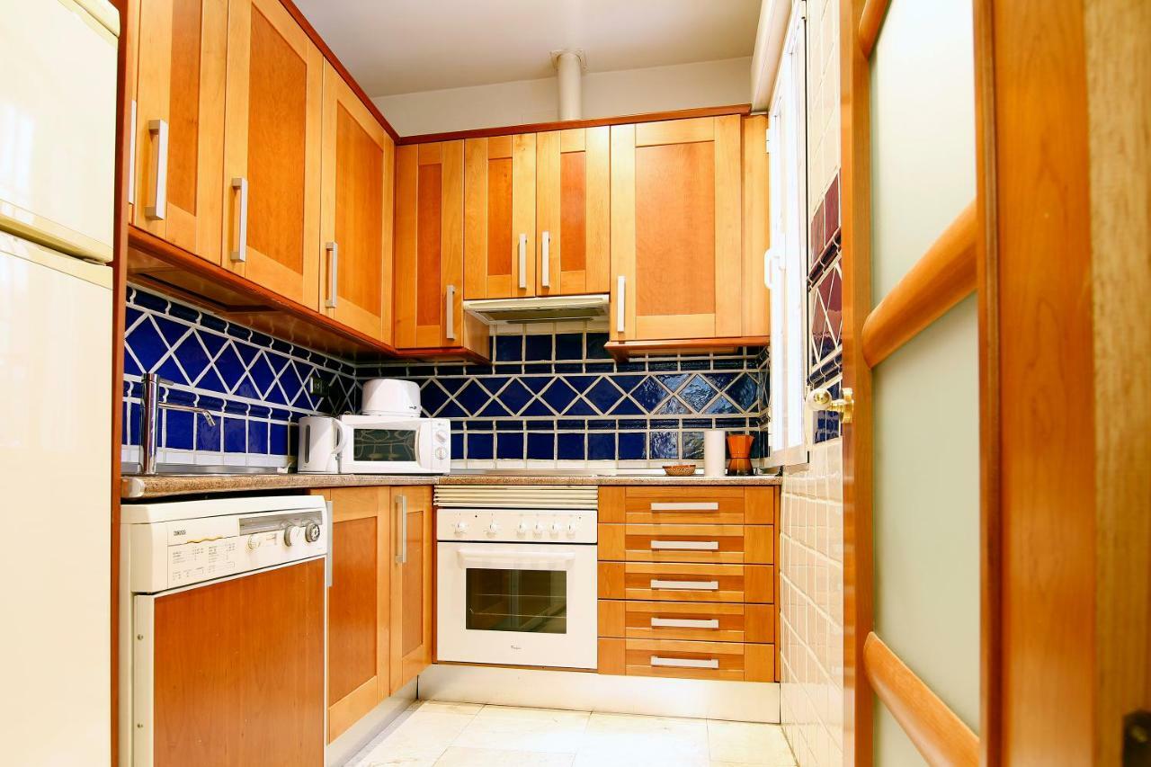 Santa Ana Apartamento Madrid Exterior photo